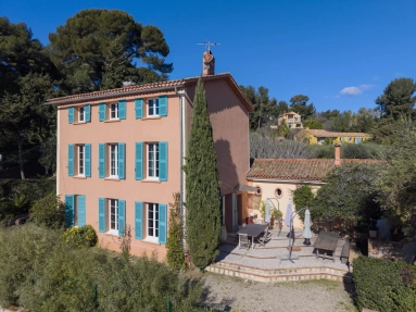 Provence Coast (Cassis to Cavalaire) for sale for 1,500,000&euro; in Var, Provence-Alpes-Côte-d\'Azur