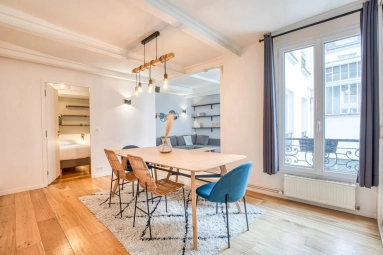 4 Bedroom(s) - 4 Bathroom(s) - 0 m² land for sale in Paris, Ile-de-France, France - FrenchPropertyPortal.com Golden Triangle - Trocadéro (8th - 16th) for sale for 2,200,000€ in Paris, Ile-de-France