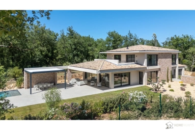 4 Bedroom(s) - 4 Bathroom(s) - 1,866m² land for sale in Var, Provence-Alpes-Côte-d\'Azur, France - FrenchPropertyPortal.com Var Countryside (Fayence, Lorgues, Cotignac) for sale for 3,200,000€ in Var, Provence-Alpes-Côte-d\'Azur