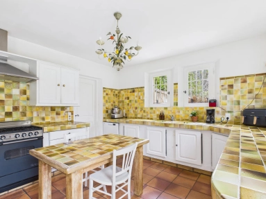 3 Bedroom(s) - 2 Bathroom(s) - 1,000m² land for sale in Alpes-Maritimes, Provence-Alpes-Côte-d'Azur, France - FrenchPropertyPortal.com Mougins, Valbonne, Grasse Area for sale for 1,095,000€ in Alpes-Maritimes, Provence-Alpes-Côte-d'Azur