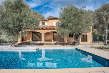 Mougins, Valbonne, Grasse Area for sale for 1,995,000&euro; in Alpes-Maritimes, Provence-Alpes-Côte-d'Azur