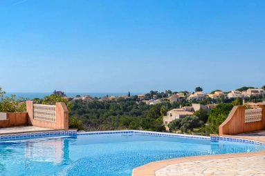 4 Bedroom(s) - 3 Bathroom(s) - 1,300m² land for sale in Bouches-du-Rhône, Provence-Alpes-Côte-d'Azur, France - FrenchPropertyPortal.com Marseille & Cote Bleu for sale for 1,195,000€ in Bouches-du-Rhône, Provence-Alpes-Côte-d'Azur
