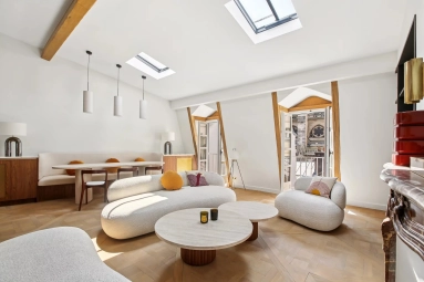 Paris right bank (1st, 2nd, 3rd, 4th) for sale for 3,790,000&euro; in Paris, Ile-de-France