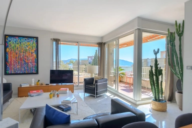 3 Bedroom(s) - 2 Bathroom(s) - 0 m² land for sale in Bouches-du-Rhône, Provence-Alpes-Côte-d'Azur, France - FrenchPropertyPortal.com Marseille & Cote Bleu for sale for 890,000€ in Bouches-du-Rhône, Provence-Alpes-Côte-d'Azur