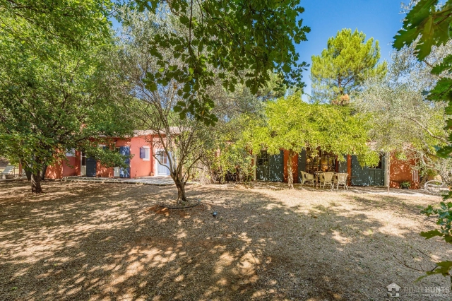 The Luberon / Vaucluse for sale for 1,280,000&euro; in Vaucluse, Provence-Alpes-Côte-d\'Azur