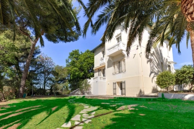 Antibes Area for sale for 2,499,000&euro; in Alpes-Maritimes, Provence-Alpes-Côte-d'Azur