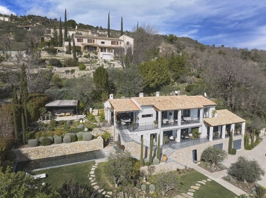 5 Bedroom(s) - 4 Bathroom(s) - 6,706m² land for sale in Var, Provence-Alpes-Côte-d\'Azur, France - FrenchPropertyPortal.com Var Countryside (Fayence, Lorgues, Cotignac) for sale for 3,328,000€ in Var, Provence-Alpes-Côte-d\'Azur