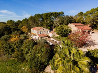 8 Bedroom(s) - 7 Bathroom(s) - 197,000m² land for sale in Var, Provence-Alpes-Côte-d\'Azur, France - FrenchPropertyPortal.com Var Countryside (Fayence, Lorgues, Cotignac) for sale for 2,300,000€ in Var, Provence-Alpes-Côte-d\'Azur