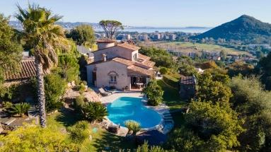 Cannes Area for sale for 4,995,000&euro; in Alpes-Maritimes, Provence-Alpes-Côte-d'Azur
