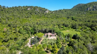 Var Countryside (Fayence, Lorgues, Cotignac) for sale for 1,260,000&euro; in Var, Provence-Alpes-Côte-d\'Azur