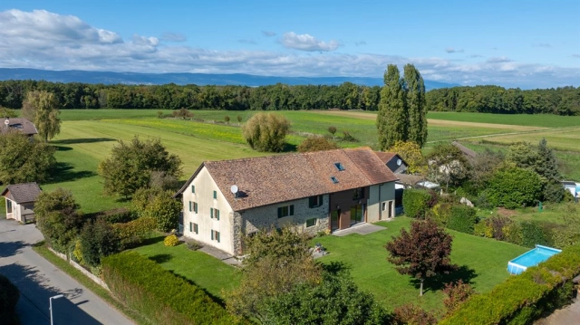 EVIAN / LAKE GENEVA for sale for 1,050,000&euro; in Haute-Savoie, Rhône-Alpes