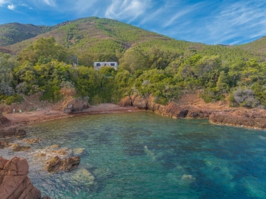 St Raphaël, Ste Maxime Area for sale for 1,790,000&euro; in Var, Provence-Alpes-Côte-d\'Azur