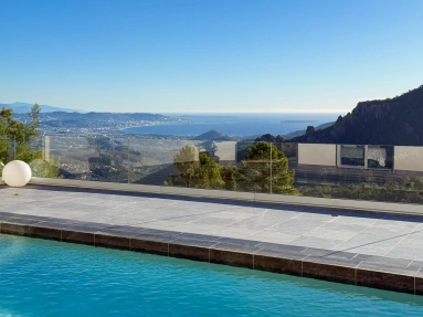 4 Bedroom(s) - 3 Bathroom(s) - 2,207m² land for sale in Alpes-Maritimes, Provence-Alpes-Côte-d'Azur, France - FrenchPropertyPortal.com Cannes Area for sale for 1,790,000€ in Alpes-Maritimes, Provence-Alpes-Côte-d'Azur