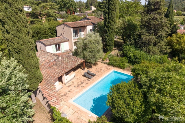 6 Bedroom(s) - 4 Bathroom(s) - 4,175m² land for sale in Alpes-Maritimes, Provence-Alpes-Côte-d'Azur, France - FrenchPropertyPortal.com Mougins, Valbonne, Grasse Area for sale for 1,280,000€ in Alpes-Maritimes, Provence-Alpes-Côte-d'Azur