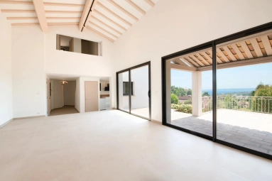 St Raphaël, Ste Maxime Area for sale for 1,545,000&euro; in Var, Provence-Alpes-Côte-d\'Azur
