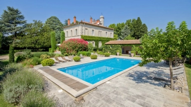 Alpilles (Saint Remy, Maussane, Arles) for sale for 2,690,000&euro; in Bouches-du-Rhône, Provence-Alpes-Côte-d'Azur