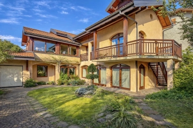 ANNECY / AIX LES BAINS for sale for 2,395,000&euro; in Haute-Savoie, Rhône-Alpes