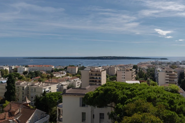 3 Bedroom(s) - 1 Bathroom(s) - 0 m² land for sale in Alpes-Maritimes, Provence-Alpes-Côte-d'Azur, France - FrenchPropertyPortal.com Cannes Area for sale for 2,130,000€ in Alpes-Maritimes, Provence-Alpes-Côte-d'Azur