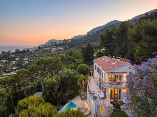 Menton, Cap Martin Area for sale for 4,495,000&euro; in Alpes-Maritimes, Provence-Alpes-Côte-d'Azur