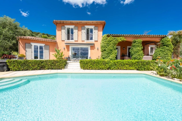 3 Bedroom(s) - 2 Bathroom(s) - 1,500m² land for sale in Alpes-Maritimes, Provence-Alpes-Côte-d'Azur, France - FrenchPropertyPortal.com Mougins, Valbonne, Grasse Area for sale for 895,000€ in Alpes-Maritimes, Provence-Alpes-Côte-d'Azur
