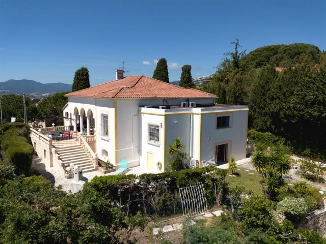 Cannes Area for sale for 3,500,000&euro; in Alpes-Maritimes, Provence-Alpes-Côte-d'Azur