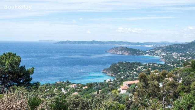 Provence Coast (Cassis to Cavalaire) for sale for 2,450,000&euro; in Var, Provence-Alpes-Côte-d\'Azur