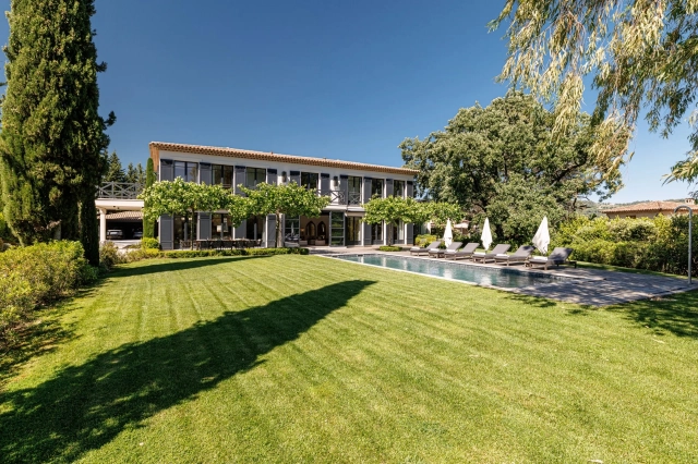 5 Bedroom(s) - 5 Bathroom(s) - 1,600m² land for sale in Alpes-Maritimes, Provence-Alpes-Côte-d'Azur, France - FrenchPropertyPortal.com Mougins, Valbonne, Grasse Area for sale for 6,500,000€ in Alpes-Maritimes, Provence-Alpes-Côte-d'Azur