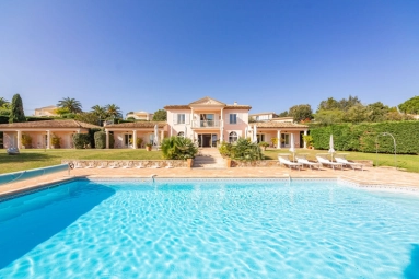 12 Bedroom(s) - 12 Bathroom(s) - 4,619m² land for sale in Var, Provence-Alpes-Côte-d\'Azur, France - FrenchPropertyPortal.com St. Tropez, Grimaud Area for sale for 6,600,000€ in Var, Provence-Alpes-Côte-d\'Azur