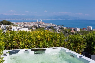 Antibes Area for sale for 2,495,000&euro; in Alpes-Maritimes, Provence-Alpes-Côte-d'Azur