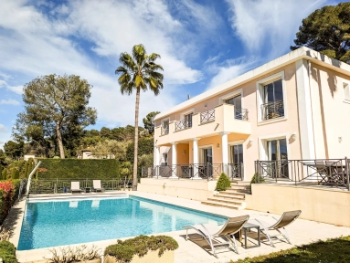 6 Bedroom(s) - 6 Bathroom(s) - 1,500m² land for sale in Alpes-Maritimes, Provence-Alpes-Côte-d'Azur, France - FrenchPropertyPortal.com Mougins, Valbonne, Grasse Area for sale for 2,490,000€ in Alpes-Maritimes, Provence-Alpes-Côte-d'Azur