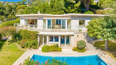 4 Bedroom(s) - 4 Bathroom(s) - 1,100m² land for sale in Alpes-Maritimes, Provence-Alpes-Côte-d'Azur, France - FrenchPropertyPortal.com Cannes Area for sale for 3,450,000€ in Alpes-Maritimes, Provence-Alpes-Côte-d'Azur