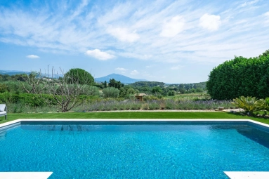 5 Bedroom(s) - 5 Bathroom(s) - 2,360m² land for sale in Alpes-Maritimes, Provence-Alpes-Côte-d'Azur, France - FrenchPropertyPortal.com Mougins, Valbonne, Grasse Area for sale for 1,990,000€ in Alpes-Maritimes, Provence-Alpes-Côte-d'Azur