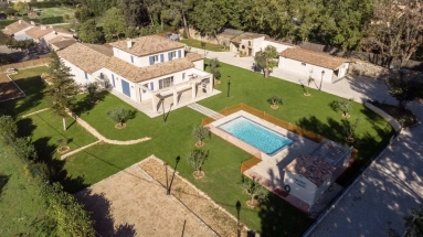 3 Bedroom(s) - 2 Bathroom(s) - 4,500m² land for sale in Alpes-Maritimes, Provence-Alpes-Côte-d'Azur, France - FrenchPropertyPortal.com Mougins, Valbonne, Grasse Area for sale for 1,845,000€ in Alpes-Maritimes, Provence-Alpes-Côte-d'Azur