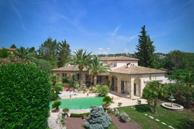 3 Bedroom(s) - 2 Bathroom(s) - 5,500m² land for sale in Alpes-Maritimes, Provence-Alpes-Côte-d'Azur, France - FrenchPropertyPortal.com Mougins, Valbonne, Grasse Area for sale for 1,840,000€ in Alpes-Maritimes, Provence-Alpes-Côte-d'Azur