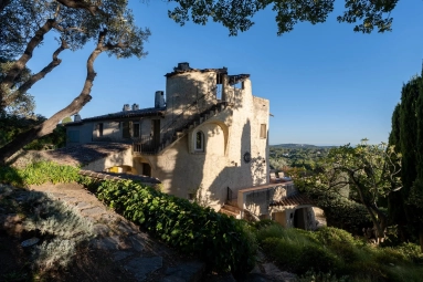 4 Bedroom(s) - 2 Bathroom(s) - 0 m² land for sale in Alpes-Maritimes, Provence-Alpes-Côte-d'Azur, France - FrenchPropertyPortal.com Mougins, Valbonne, Grasse Area for sale for 2,750,000€ in Alpes-Maritimes, Provence-Alpes-Côte-d'Azur
