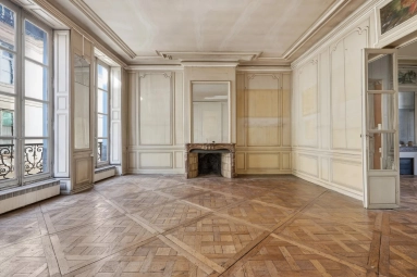 1 Bedroom(s) - 1 Bathroom(s) - 0 m² land for sale in Paris, Ile-de-France, France - FrenchPropertyPortal.com Paris left bank (5th,6th & 7th ) for sale for 2,800,000€ in Paris, Ile-de-France