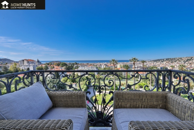 Nice Area for sale for 2,200,000&euro; in Alpes-Maritimes, Provence-Alpes-Côte-d'Azur