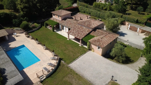 Var Countryside (Fayence, Lorgues, Cotignac) for sale for 985,000&euro; in Var, Provence-Alpes-Côte-d\'Azur