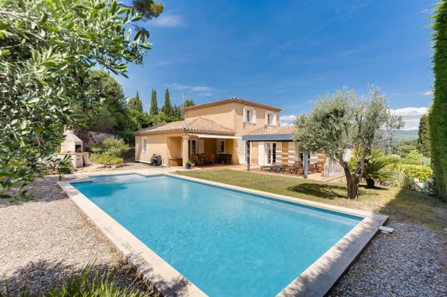Provence Coast (Cassis to Cavalaire) for sale for 1,890,000&euro; in Calvados, Normandy