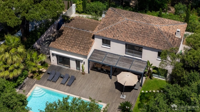 St. Tropez, Grimaud Area for sale for 3,500,000&euro; in Var, Provence-Alpes-Côte-d\'Azur