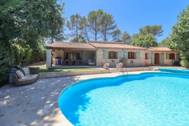 Var Countryside (Fayence, Lorgues, Cotignac) for sale for 795,000&euro; in Var, Provence-Alpes-Côte-d\'Azur