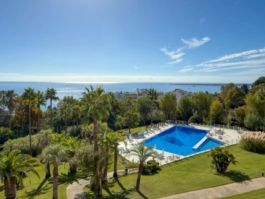 2 Bedroom(s) - 2 Bathroom(s) - 0 m² land for sale in Alpes-Maritimes, Provence-Alpes-Côte-d'Azur, France - FrenchPropertyPortal.com Antibes Area for sale for 2,400,000€ in Alpes-Maritimes, Provence-Alpes-Côte-d'Azur