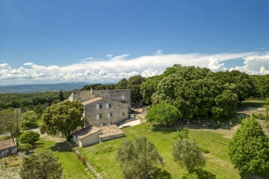 Avignon and North Provence for sale for 1,800,000&euro; in Drôme, Rhône-Alpes