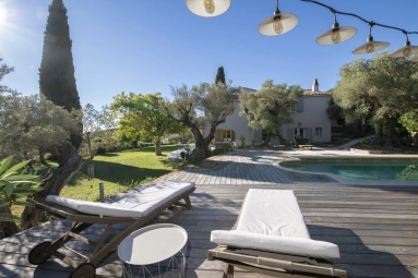 6 Bedroom(s) - 2 Bathroom(s) - 29,500m² land for sale in Var, Provence-Alpes-Côte-d\'Azur, France - FrenchPropertyPortal.com Provence Coast (Cassis to Cavalaire) for sale for 2,850,000€ in Var, Provence-Alpes-Côte-d\'Azur