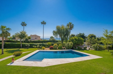4 Bedroom(s) - 3 Bathroom(s) - 0 m² land for sale in Alpes-Maritimes, Provence-Alpes-Côte-d'Azur, France - FrenchPropertyPortal.com Cannes Area for sale for 1,990,000€ in Alpes-Maritimes, Provence-Alpes-Côte-d'Azur
