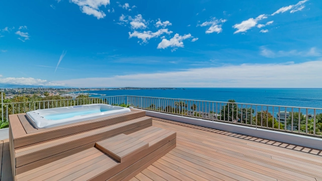 Antibes Area for sale for 3,498,000&euro; in Alpes-Maritimes, Provence-Alpes-Côte-d'Azur