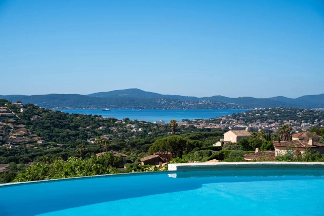St Raphaël, Ste Maxime Area for sale for 2,490,000&euro; in Var, Provence-Alpes-Côte-d\'Azur