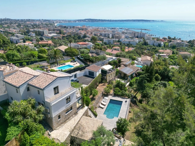 Antibes Area for sale for 2,190,000&euro; in Alpes-Maritimes, Provence-Alpes-Côte-d'Azur