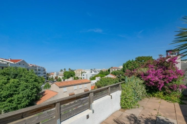 Marseille & Cote Bleu for sale for 1,250,000&euro; in Bouches-du-Rhône, Provence-Alpes-Côte-d'Azur