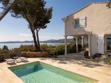 St Raphaël, Ste Maxime Area for sale for 1,950,000&euro; in Var, Provence-Alpes-Côte-d\'Azur